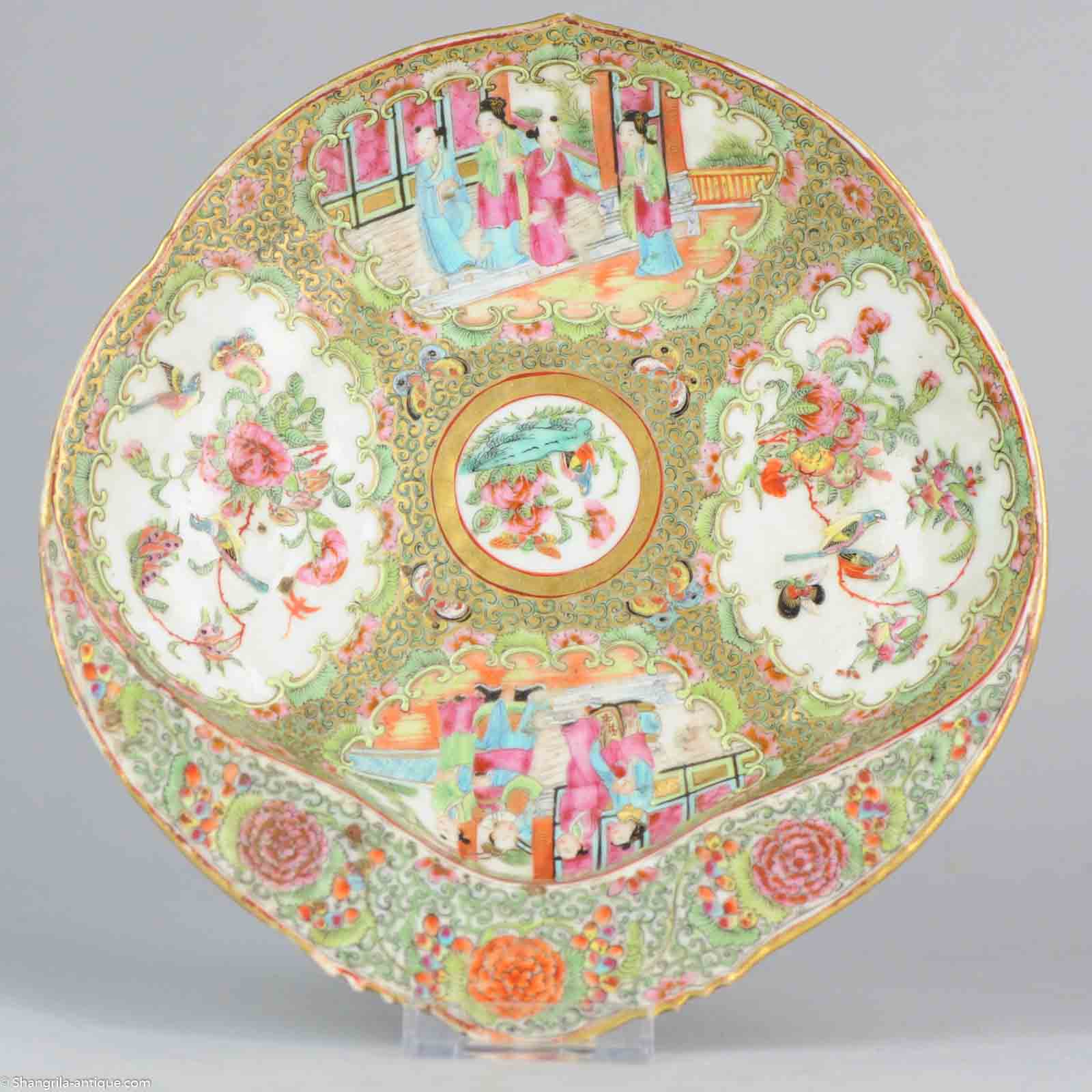 26.2cm 19C Chinese Porcelain Cantonese Serving Plate Figures Bird Antique