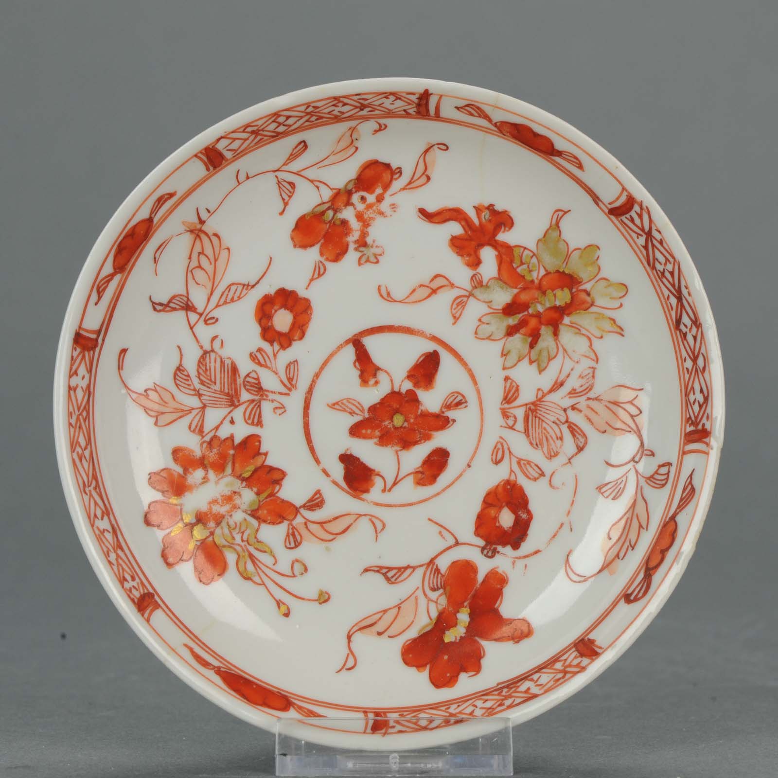 Ca 1720 Kangxi Chinese Porcelain Plate Flowers Rouche de Fer Blood Milk