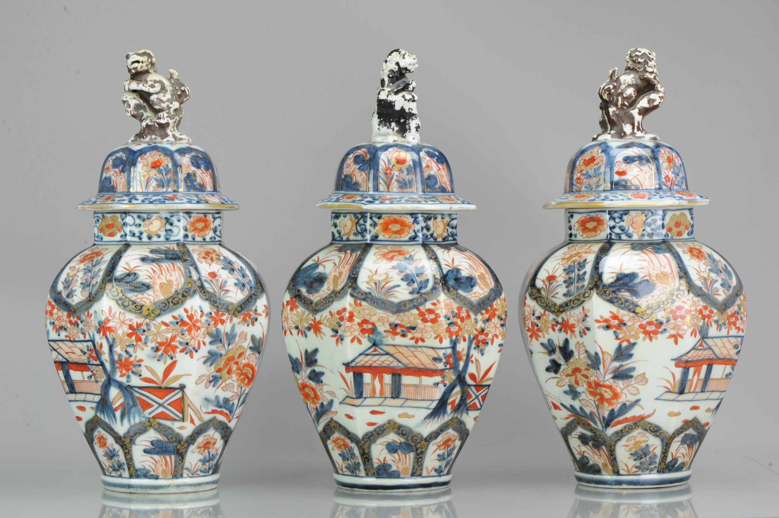 Antique Japanese 18th Imari Garniture Set Colorfull Vases Japan Foo Dog