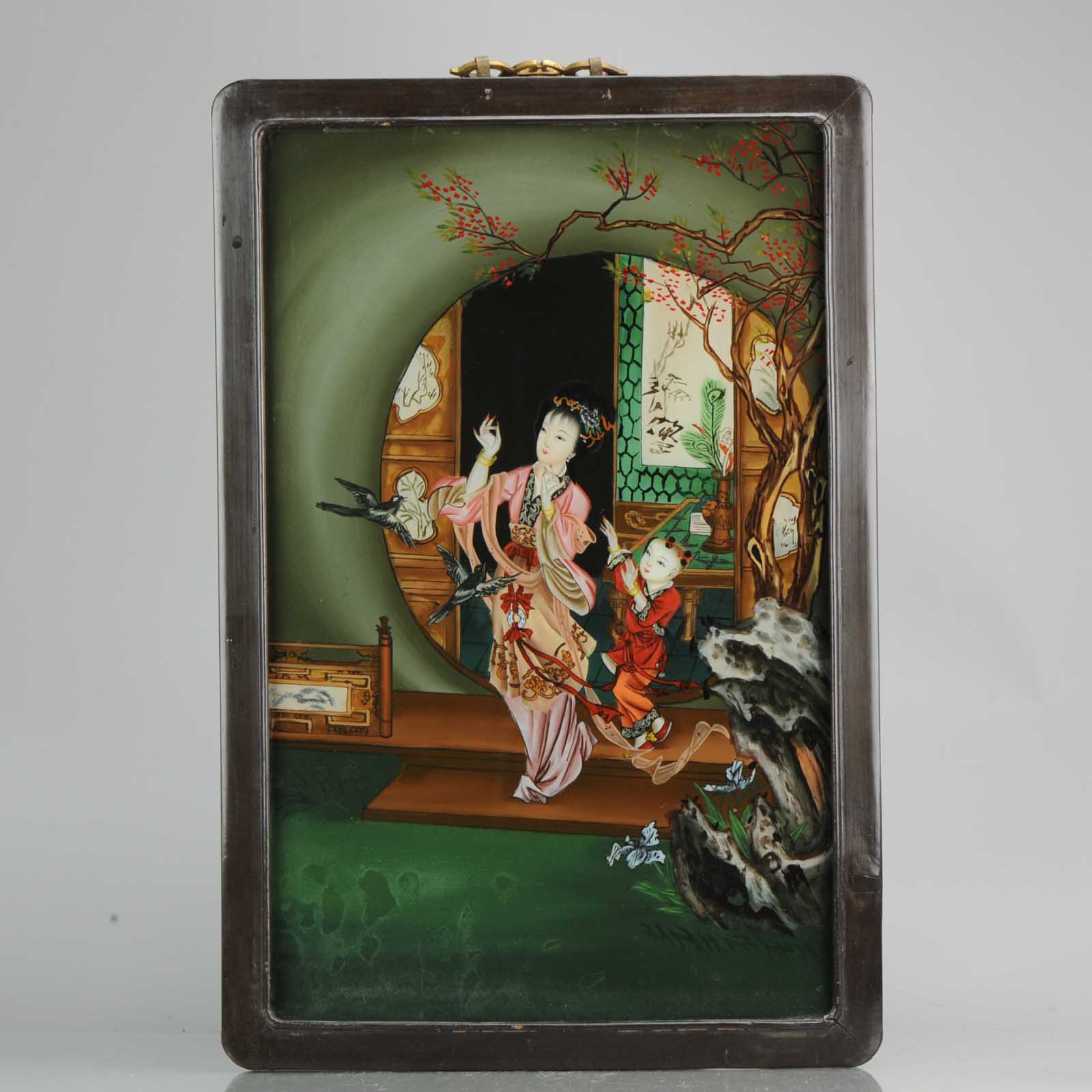 20C Very fine Chinese Behind Glass Painting Lady with child in House
