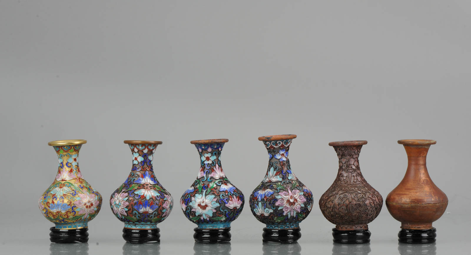 Set Chinese 20C Manufacturing process Colorfull Vase CLoisonne Enamel China