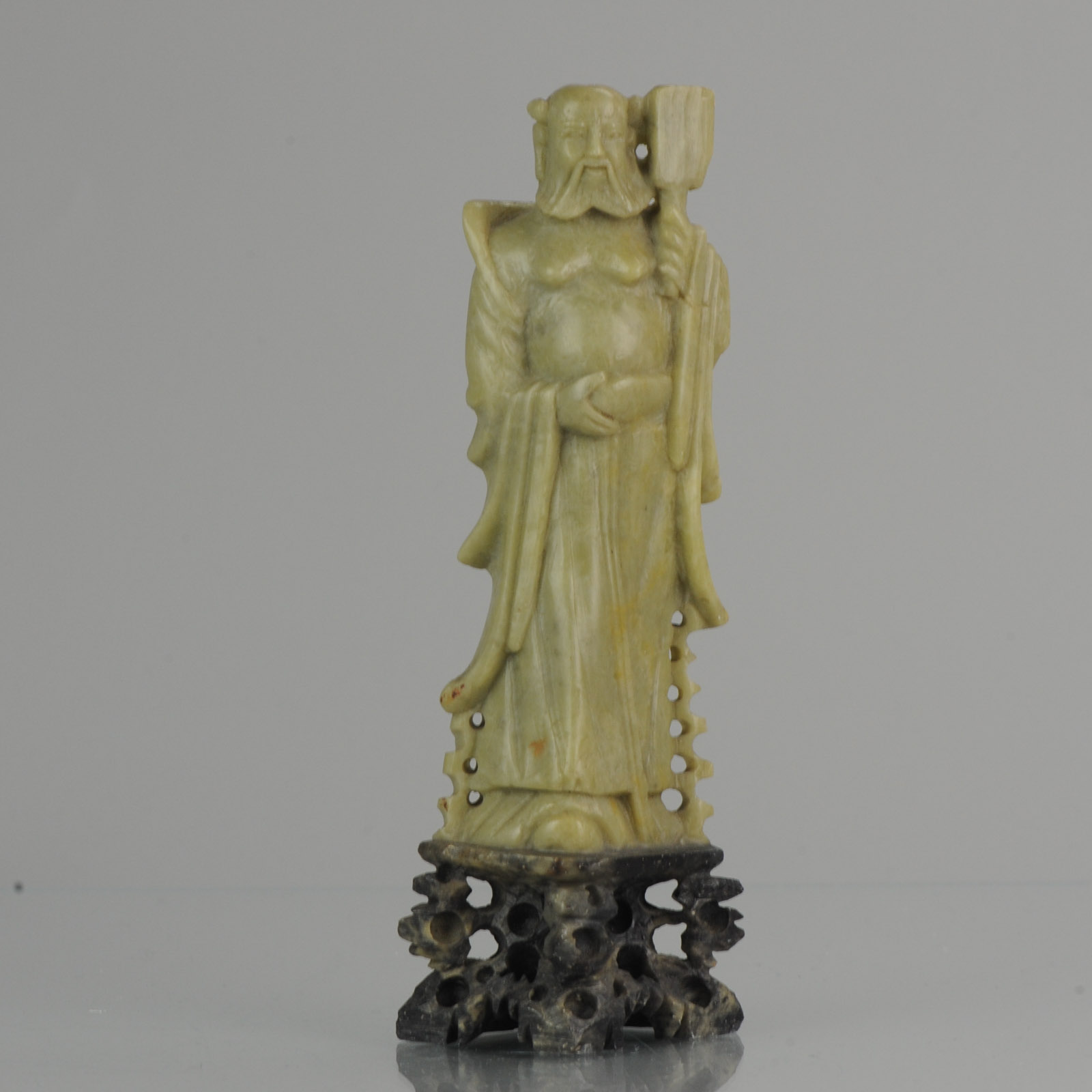 Lovely Qing Dynasty Chinese soapstone statue Nicely Carved Wise Man