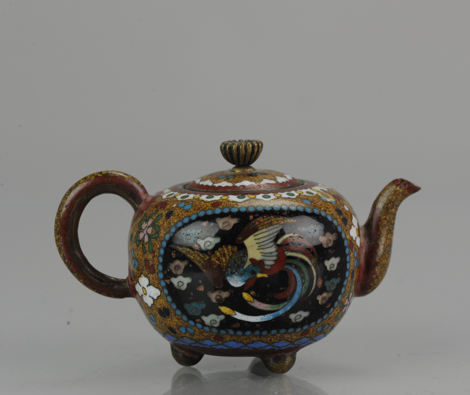 Lovely 19c Antique Meiji Period Japanese Bronze Cloisonne Teapot Bird