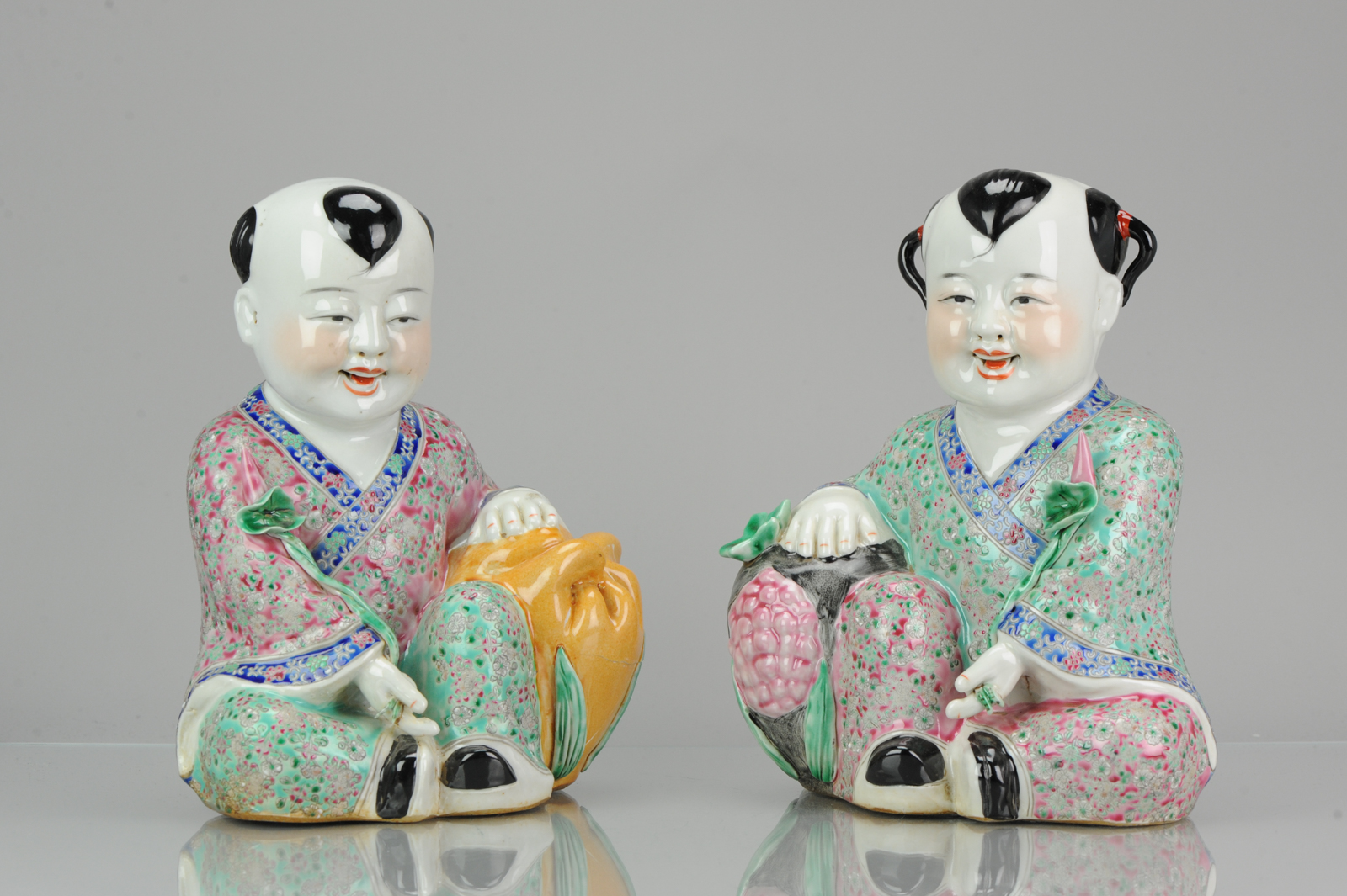 Statues China 1940/50 He-He Twins Marked on Base Chinese porcelain PROC/Minguo