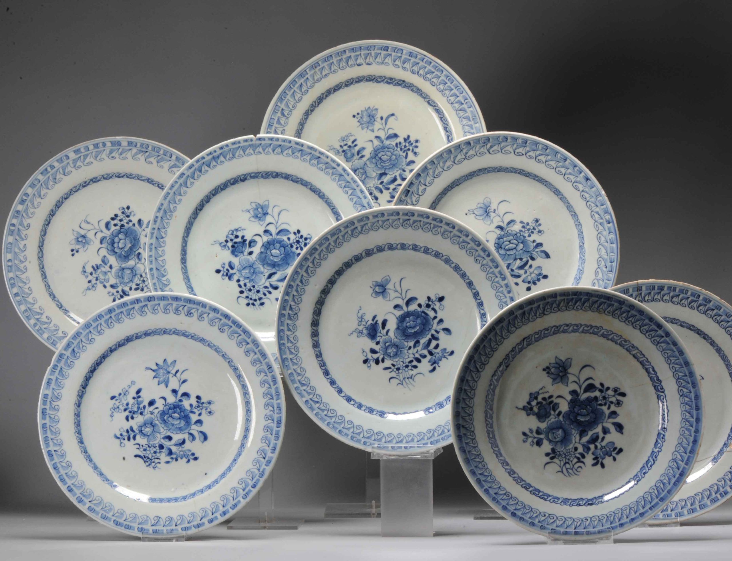 #8 Antique Chinese Porcelain 18th C Kangxi/Yongzheng Period Blue White Set Dinner Plates