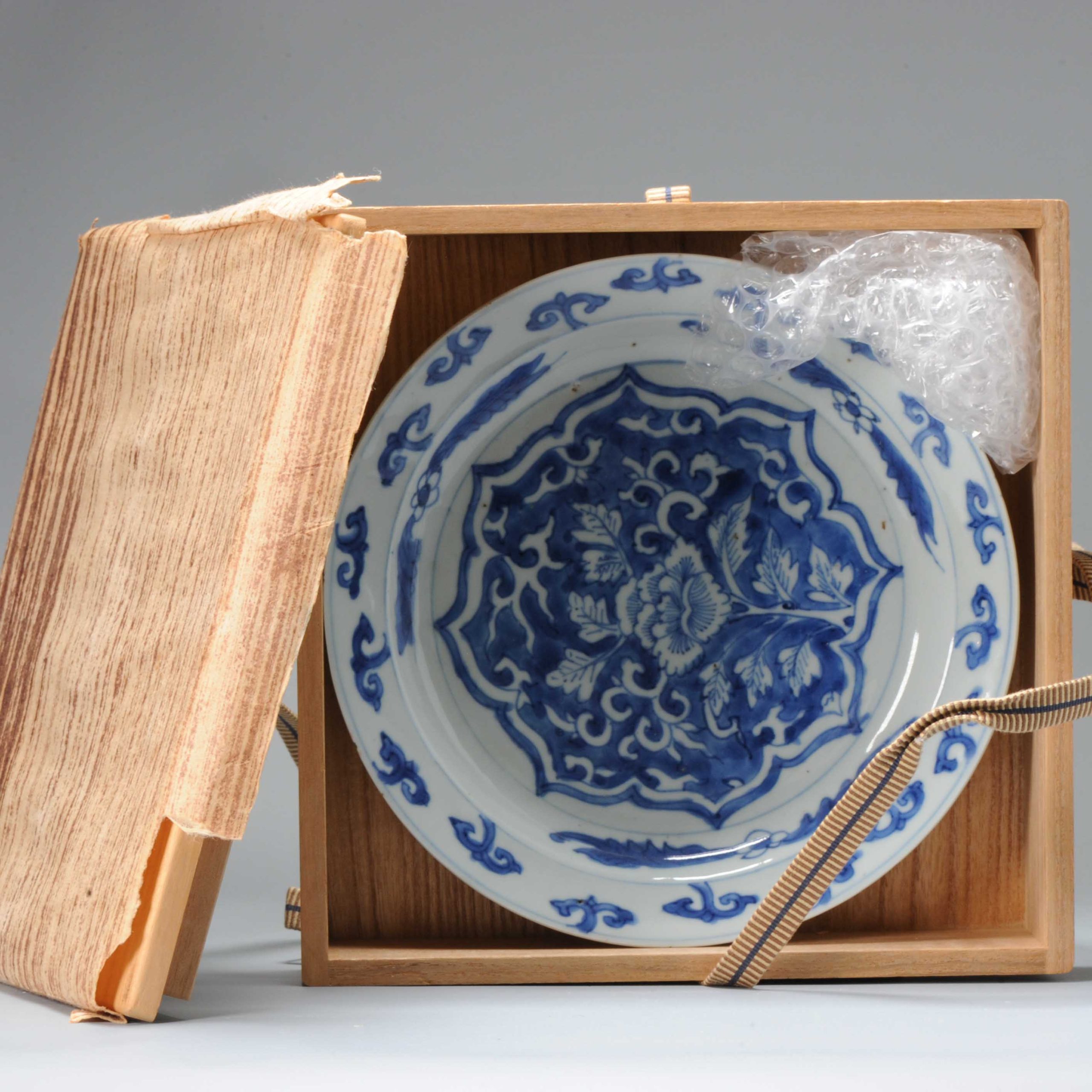 Very rare Kosometsuke Antique Chinese 17c Ming Dynasty Plate China Porcelain Blue White
