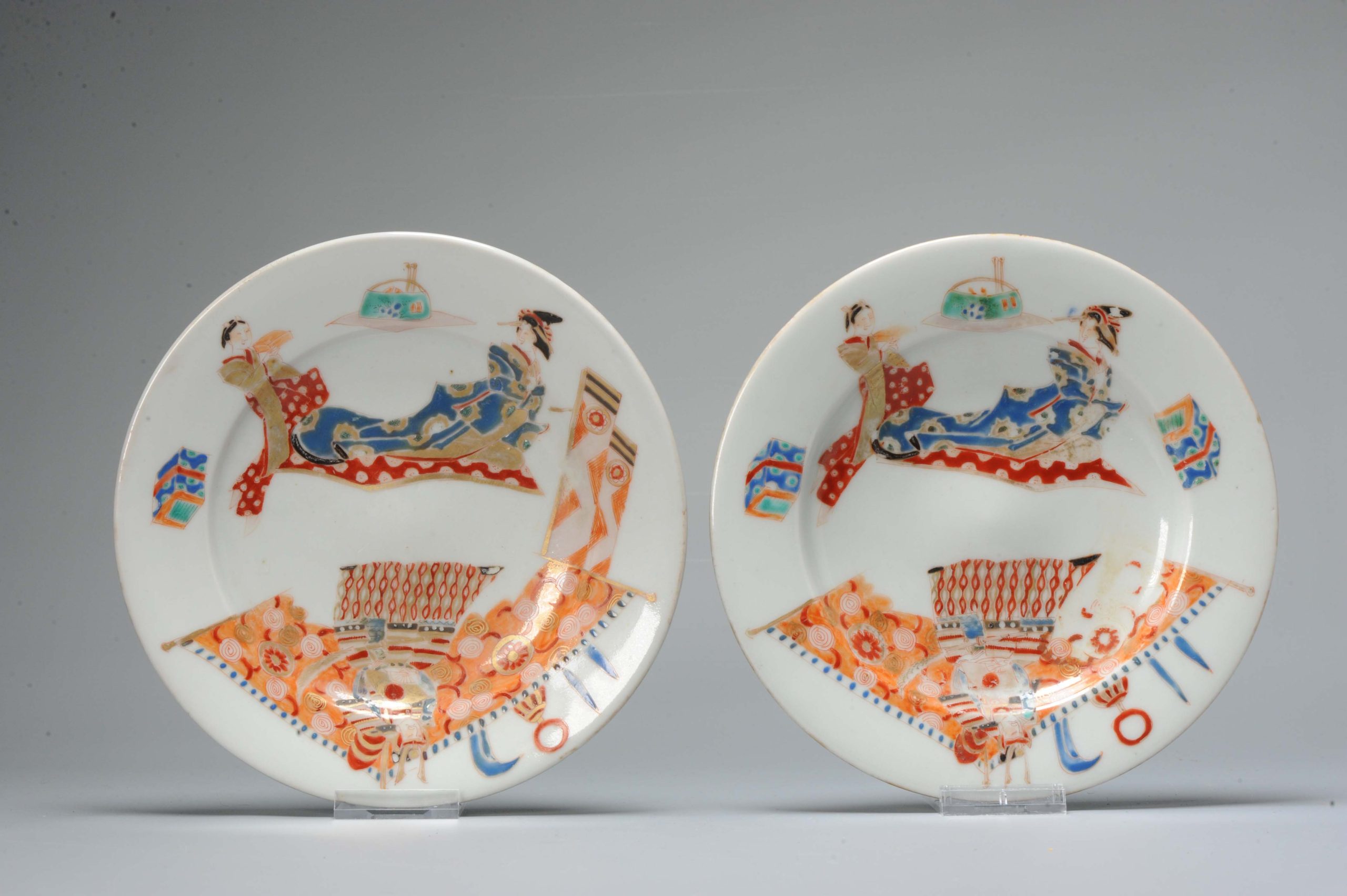 Pair of Lovely 19C Japanese Porcelain Dish with warriors Meiji Period Japan