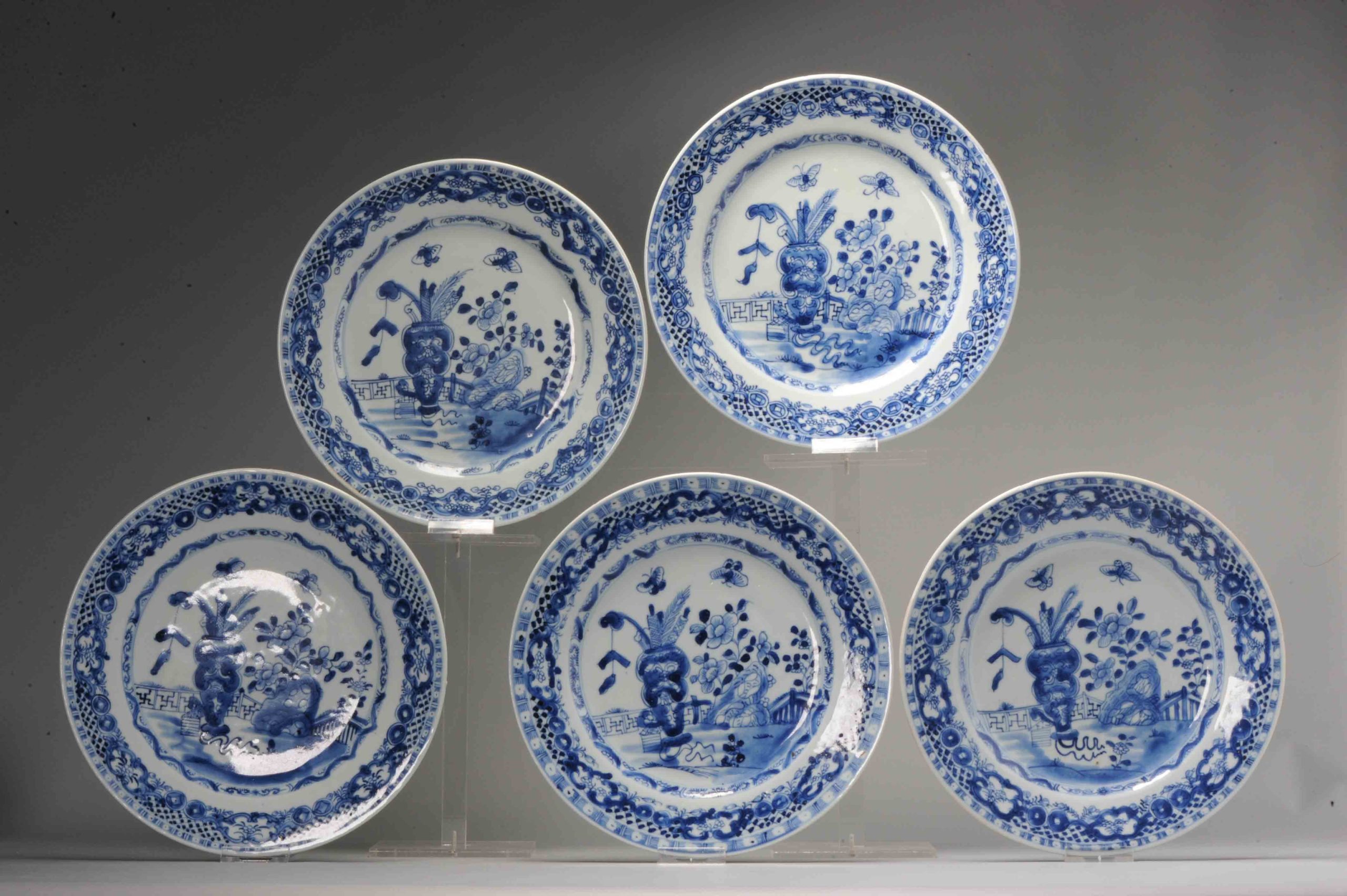 #5 Antique Chinese Porcelain 18th C Qing Period Blue White Set Dinner Plates