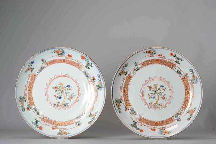 Pair Antique 18th C Kangxi Yongzheng Plate 1720-1730 Qing Chinese Porcelain Flowers