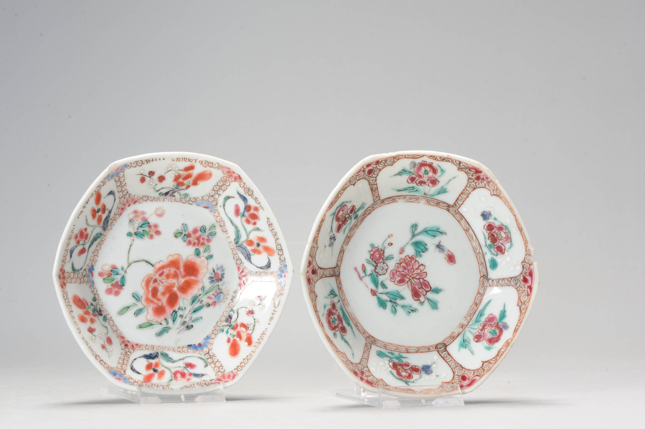 Pair Antique 18th C Chinese Porcelain Famille Rose Flower Saucer Dishes